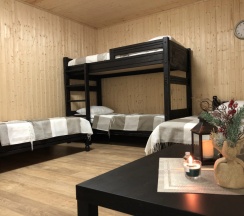 Четырёхместный коттедж в White Village