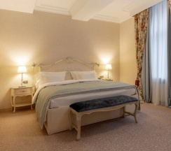 Люкс Гранд в Radisson Collection Москва
