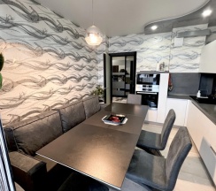 Апартаменты в Квартира Двухкомнатная в центре Минска на сутки/недели/месяцы 2 лоджии