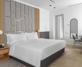 Двухместные апартаменты c 1 комнатой двуспальная кровать в The Basilian Minsk, Curio Collection by Hilton