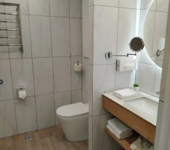 Двухместный семейный люкс (двуспальная кровать) в Апарт-Отель Николая Никонова 18