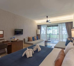 Номер Premier с видом на море в Southsea Khaolak Beach Resort