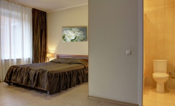 Делюкс в Лель