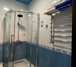 Улучшенный номер с двуспальной кроватью в Uragi