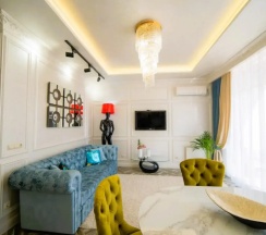 Люкс с 2 комнатами с балконом и с красивым видом из окна в Diamond Park