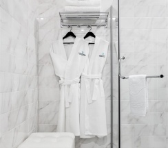 Делюкс в Роза ветров