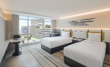 Двухместный номер Premium 2 отдельные кровати в DoubleTree by Hilton Bangkok Ploenchit