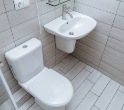 Двухместный номер Standard с балконом двуспальная кровать в L-hotel