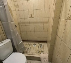 Люкс 1 № 4 с балконом в Luxury