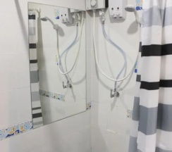 Кровать в общем номере (женский номер) в Ananas Phuket Central Hostel