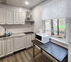 Коттедж "Компания" в Золотая долина