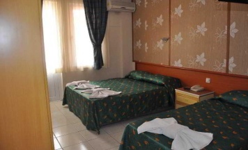 Номер Standard с балконом в Moonlight Hotel