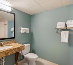 Двухместный номер Standard c 1 комнатой двуспальная кровать в Best Western Plus Ocean City