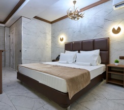 Трёхместный номер Эконом-класса без окна Цокольный этаж в Астра де Роза