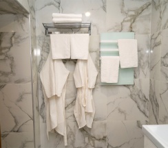 Люкс однокомнатный с камином в Мореин