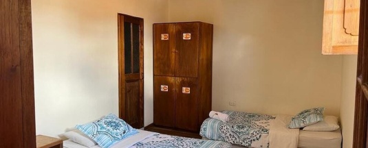 Трёхместный номер Deluxe в The Cranky Croc Hostel