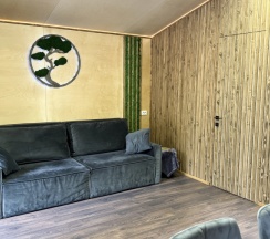 Коттедж c 1 комнатой с видом на горы в Grey house