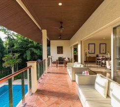Вилла с 3 комнатами в Viola Pool Villa