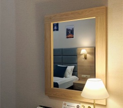 2 этаж I Студия (трёхместный номер с кухонным уголком  и микроволновой  печью) в Марис