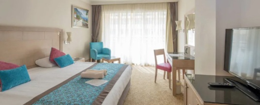 Трёхместный номер Standard в Crystal De Luxe Resort & Spa – All Inclusive