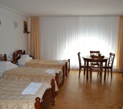 Трёхместный номер Standard в Старая гостиница Лавры