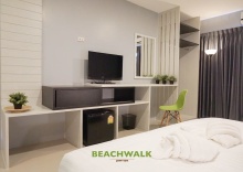 Двухместный номер Superior с балконом двуспальная кровать в Beachwalk Jomtien