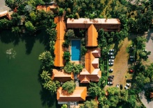 Люкс с балконом в Horizon Village & Resort Chiangmai