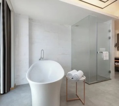 Двухместный номер Deluxe двуспальная кровать в Hilton Garden Inn Xiamen Bailuzhou Park