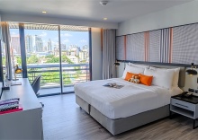 Люкс с 3 комнатами в Oakwood Residence Sukhumvit Thonglor Bangkok