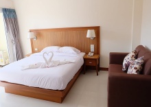 Номер Deluxe в D Hotel Pattaya