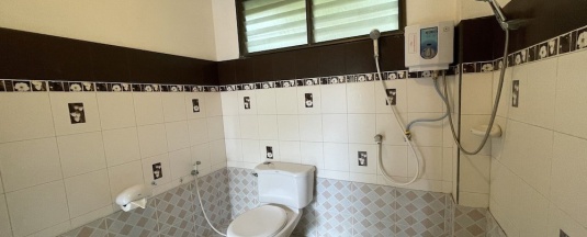 Двухместная вилла двуспальная кровать в Sea Breeze Bungalow