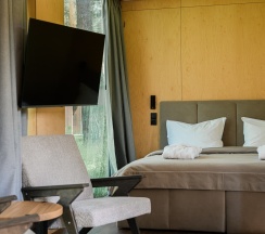 ДОМ ЛЕС  (Дом в Лесу) в Катунь Dom Hotels