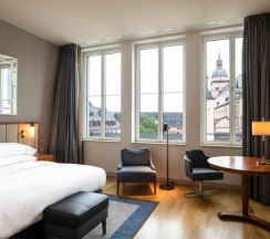 Двухместный номер двуспальная кровать в Hilton Cologne