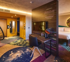 Номер Junior Suite - с двуспальной кроватью в ibis Styles Chelyabinsk