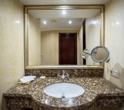 Двухкомнатные апартаменты с одной спальней в The Rooms Boutique Hotel