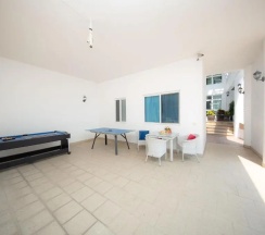 Вилла с 6 комнатами в Villas In Pattaya