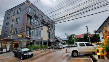 Трёхместный номер Standard в Debua Mahasarakham