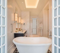 Люкс Grand Hotel в Raffles Singapore