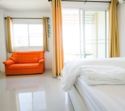 Номер Standard с балконом в Lotus Suite Hua Hin