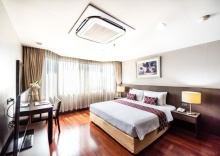 Люкс с 2 комнатами в Royal Suite Hotel Bangkok