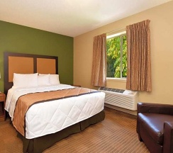 Двухместная студия двуспальная кровать в Spark by Hilton Dallas Market Center
