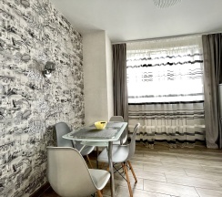 Квартира в Апартаменты на ул.10 Августа, д.85