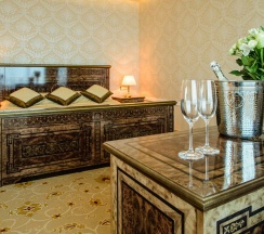 Номер люкс посольский (с завтраком) в SK Royal Moscow