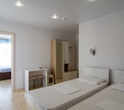 Семейный с видом на море в Стела