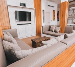 Двухместная семейная вилла двуспальная кровать в Happy Family Villa