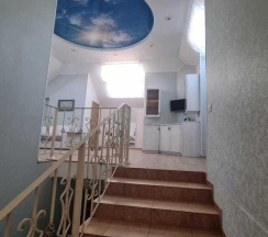 Номер полулюкс улучшенный с 1 двуспальной кроватью (мансарда) в Юлия