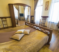 Люкс двухкомнатный с двумя доп. местами в Княжна Мери