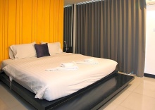 Номер Deluxe с балконом в Punyapha Place Pattaya Beach