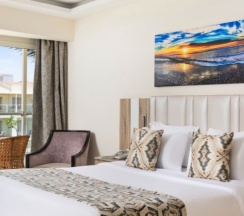 Полулюкс с видом на море в Pickalbatros Dana Beach Resort - Hurghada