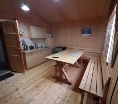 Двухместный коттедж с красивым видом из окна двуспальная кровать в Дом на Балтийской косе